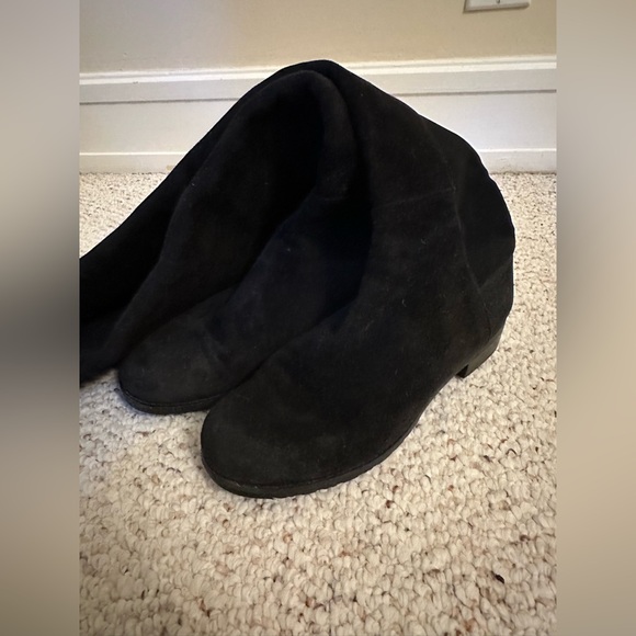 Authentic Stuart Weitzman Suede black boots - Picture 6 of 6